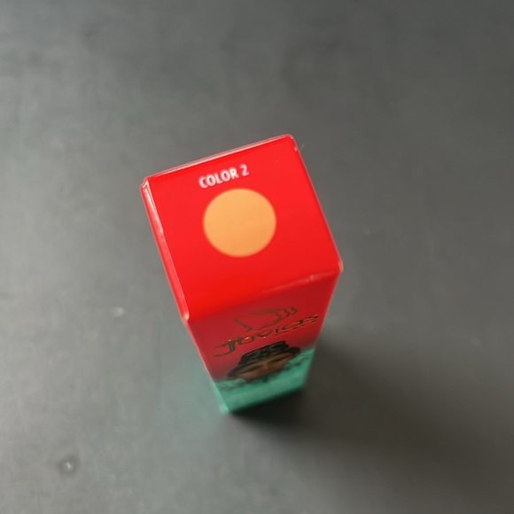 Juvia’s Place Eye Primer Color 2 - Picture 2 of 3